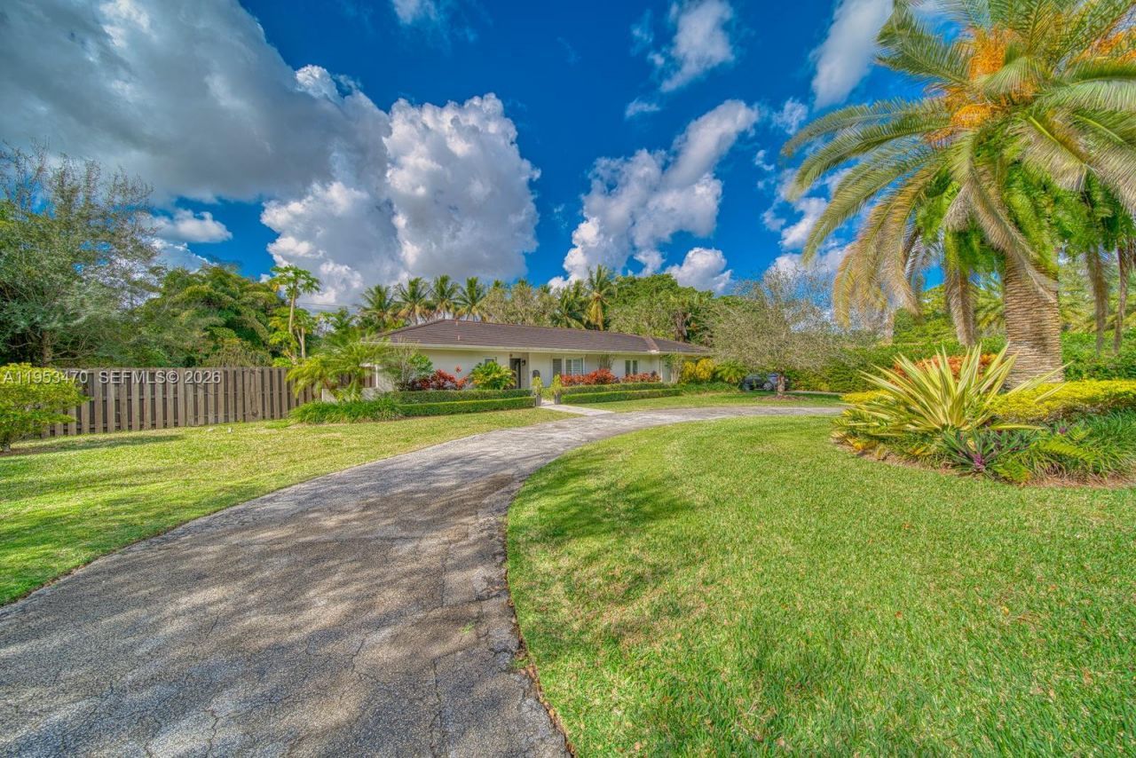 9750 SW 96 Ct, Miami, FL 33176 Photo