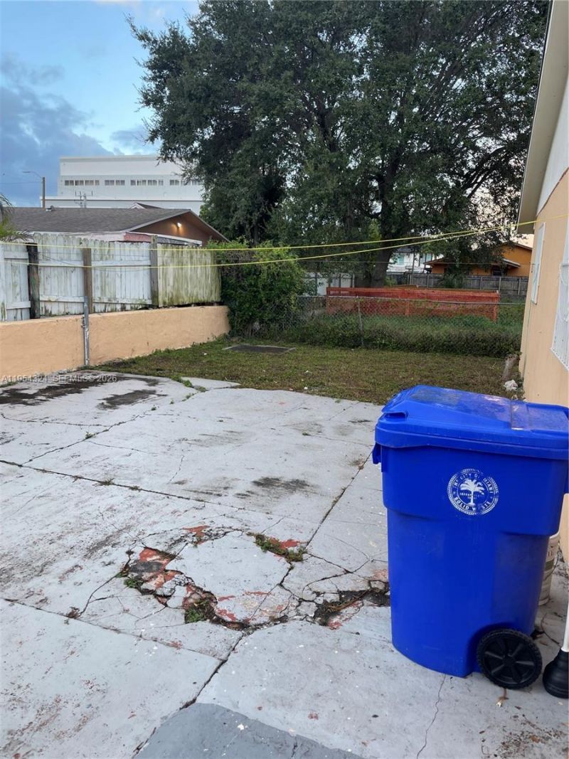 Please Call For Address, Miami, FL 33125 Photo