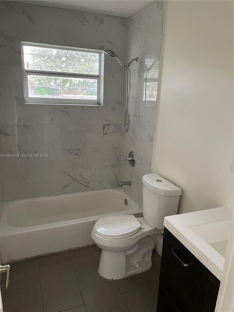 Please Call For Address, Miami, FL 33125 Photo