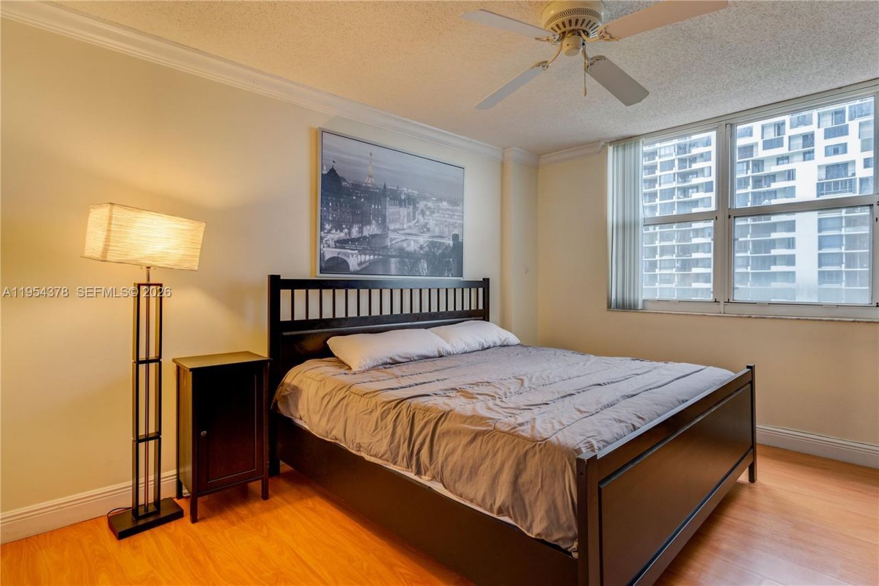 770 Claughton Island Dr , Unit 811, Miami, FL 33131 Photo