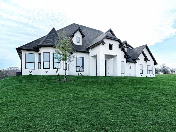 1107 Lily Court, Grand Prairie, TX 75104