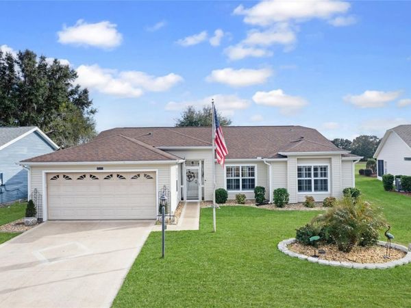 25233 LOST OAK CIRCLE, LEESBURG, FL 34748