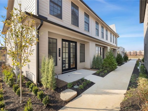 4619 S 47th Street, Rogers, AR 72758