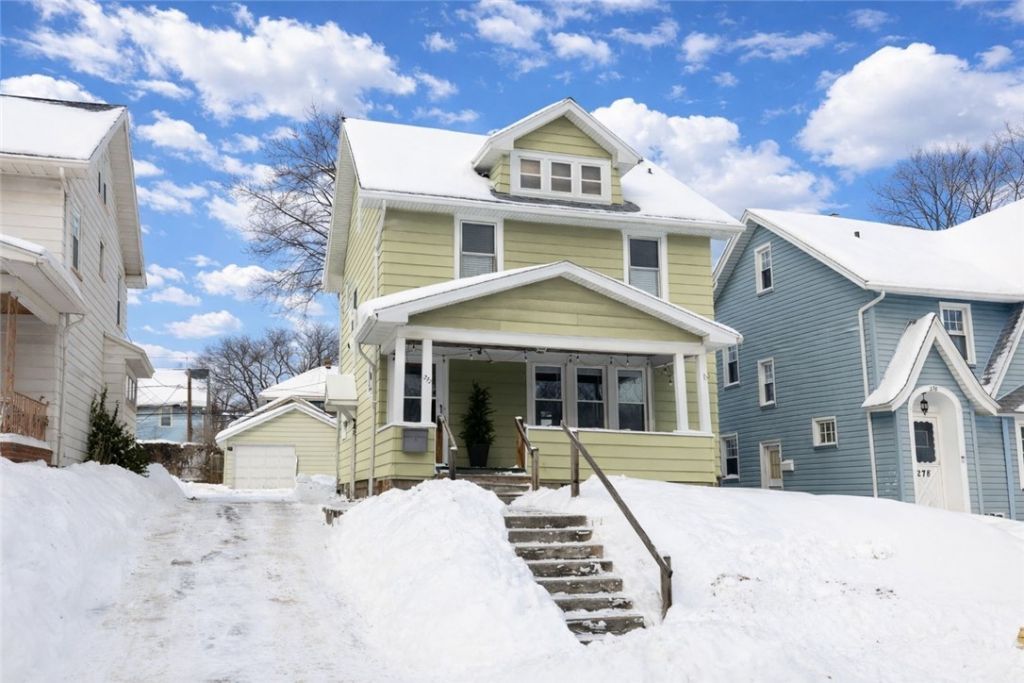 272 Laurelton Road, Rochester, NY 14609 Main Photo