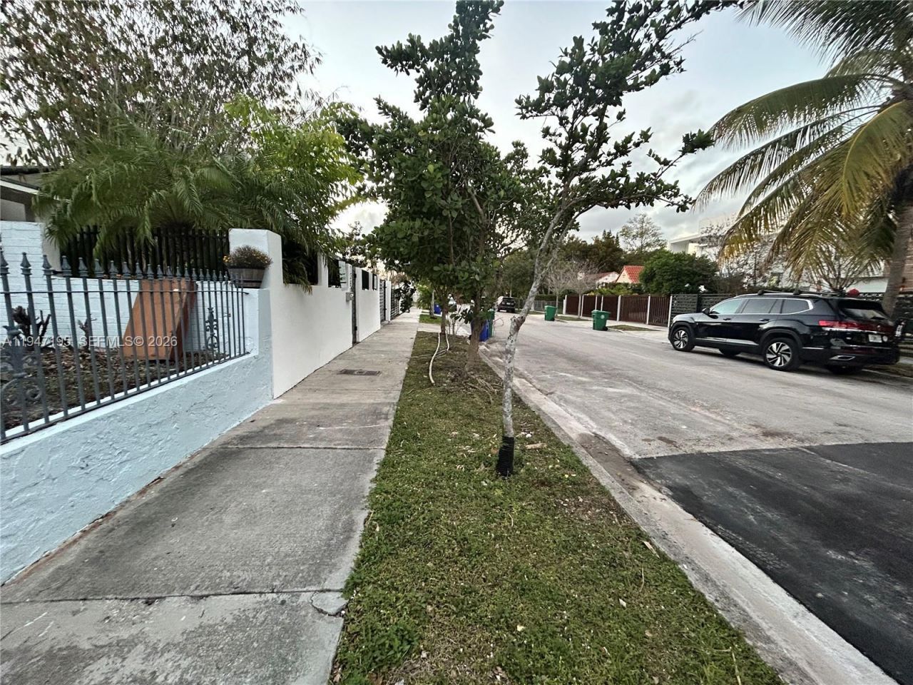 1352 SW 16th St, Miami, FL 33145 Photo