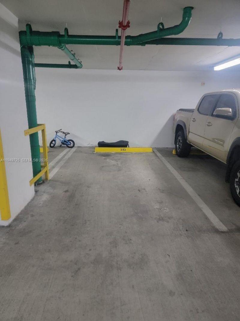 110 Washington Ave, Unit 2310, Miami Beach, FL 33139 Photo