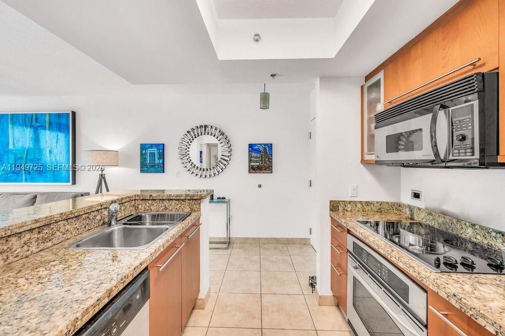 110 Washington Ave, Unit 2310, Miami Beach, FL 33139 Photo