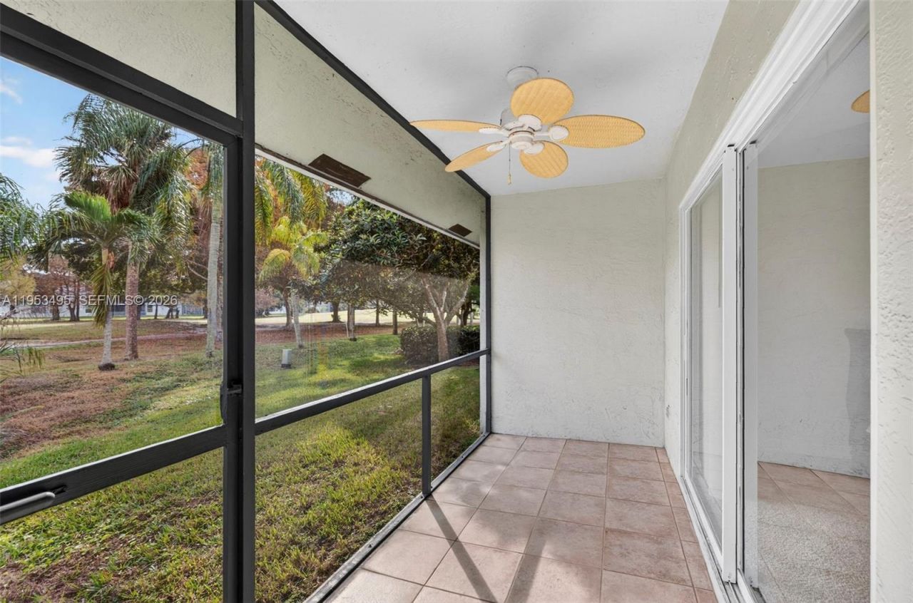 6744 N Pine Island Rd, Tamarac, FL 33321 Photo