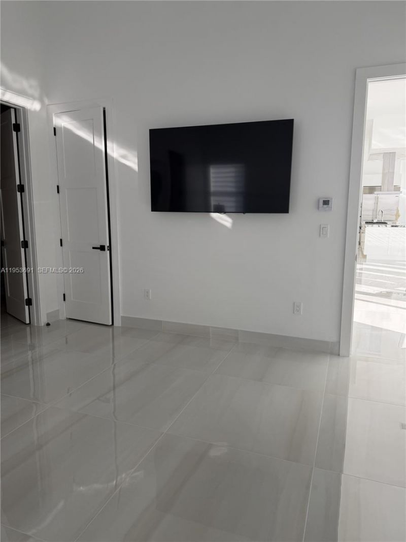 1553 Sunrise Dr , Big Pine Key, FL 33043 Photo