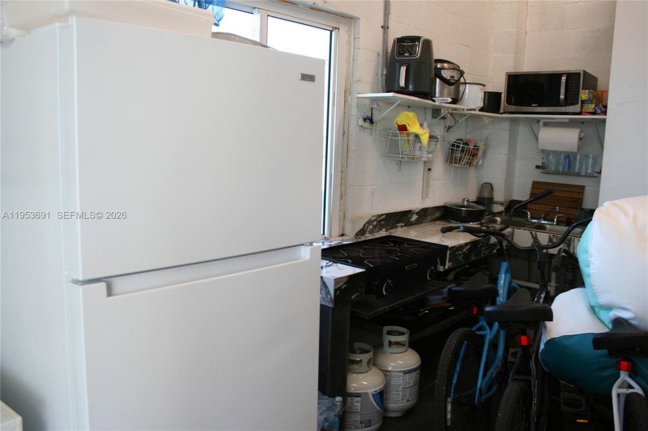 1553 Sunrise Dr , Big Pine Key, FL 33043 Photo