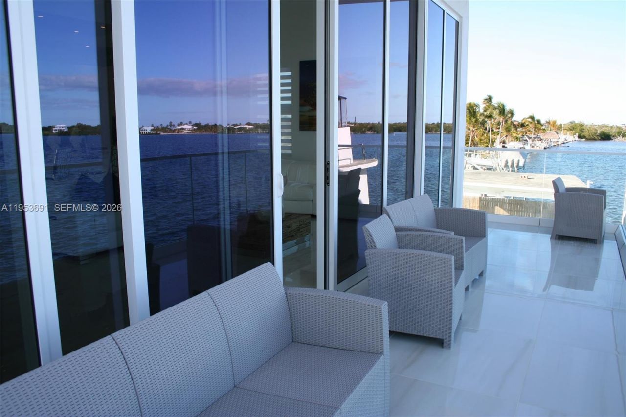 1553 Sunrise Dr , Big Pine Key, FL 33043 Photo