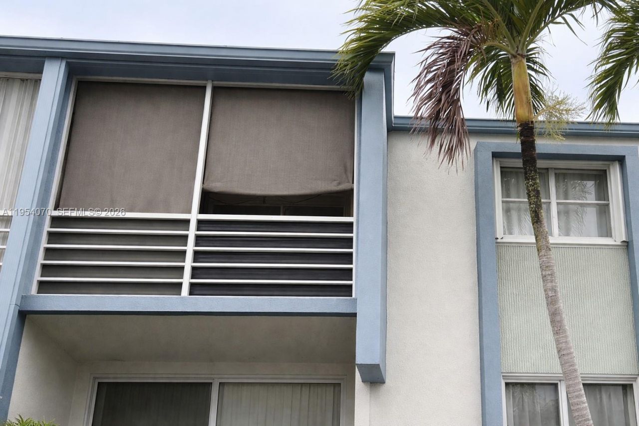 8758 SW 12th St, Unit 206, Miami, FL 33174 Photo