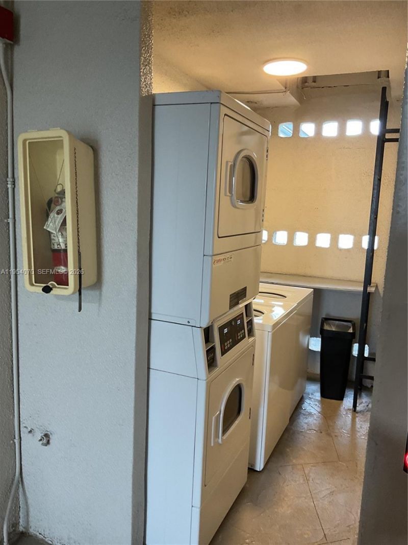 8758 SW 12th St, Unit 206, Miami, FL 33174 Photo