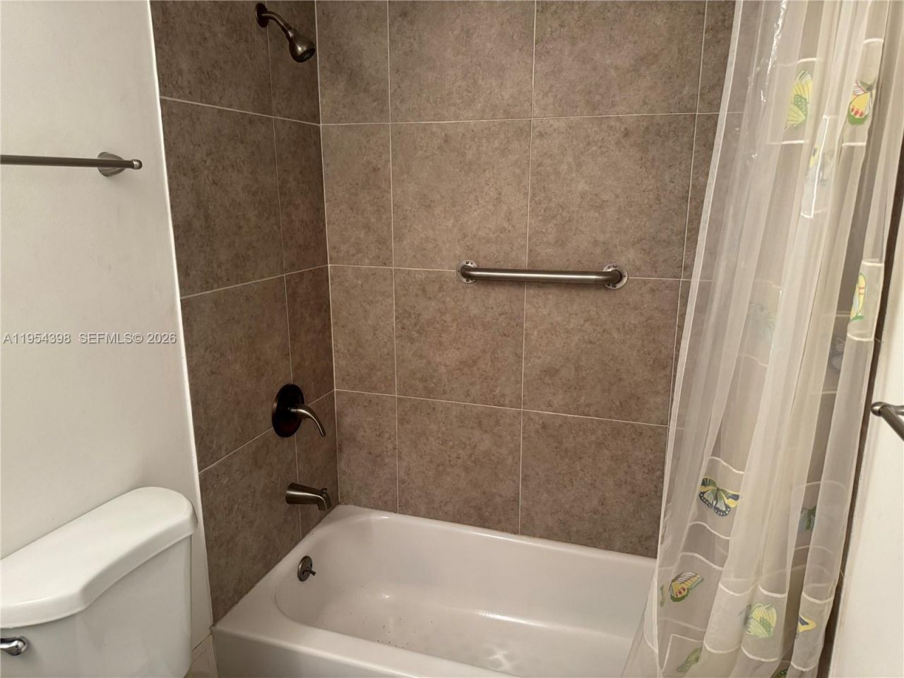 900 Atlantic Shores Blvd , Unit 133, Hallandale Beach, FL 33009 Photo