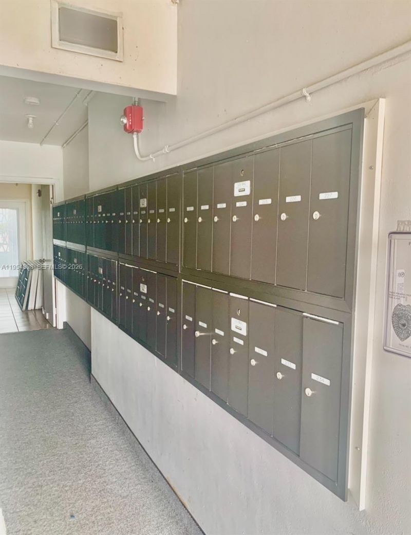 900 Atlantic Shores Blvd , Unit 133, Hallandale Beach, FL 33009 Photo