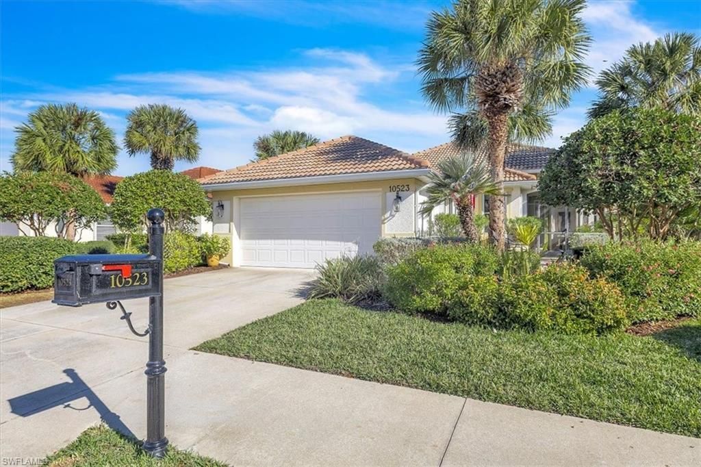 10523 Bella Vista Dr, Fort Myers, FL 33913 Photo