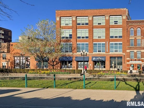 311 SW WATER Street, Unit 3 & 4, Peoria, IL 61602