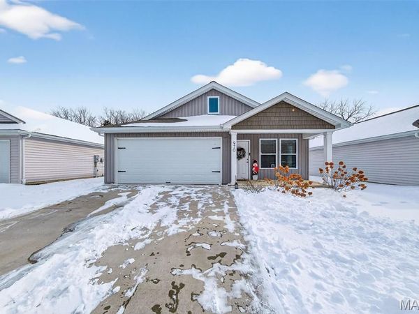 970 Osage Villa Court, Villa Ridge, MO 63089