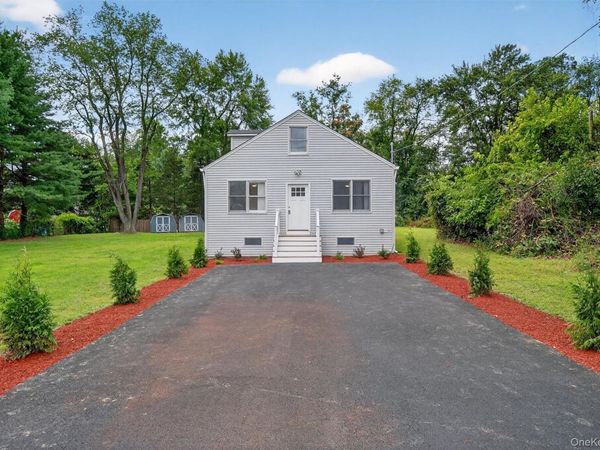 85 Holloran Road , New Windsor, NY 12553