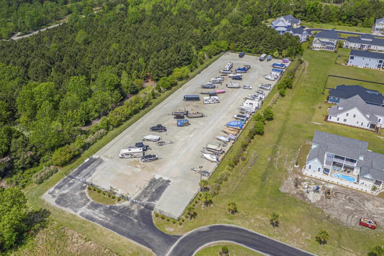 861 Crystal Water Way Photo 19