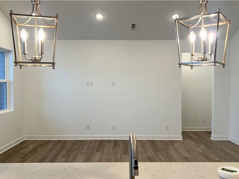 2160 Myla Way, Amherst, OH 44001 Photo 7