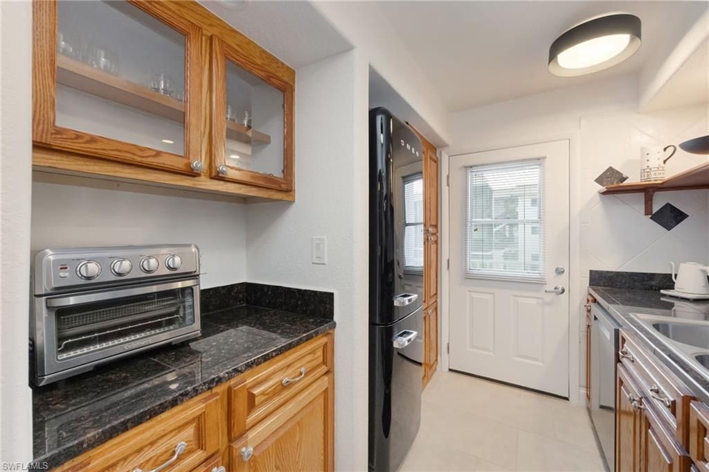 72 7th St S, Unit 206, Naples, FL 34102 Photo