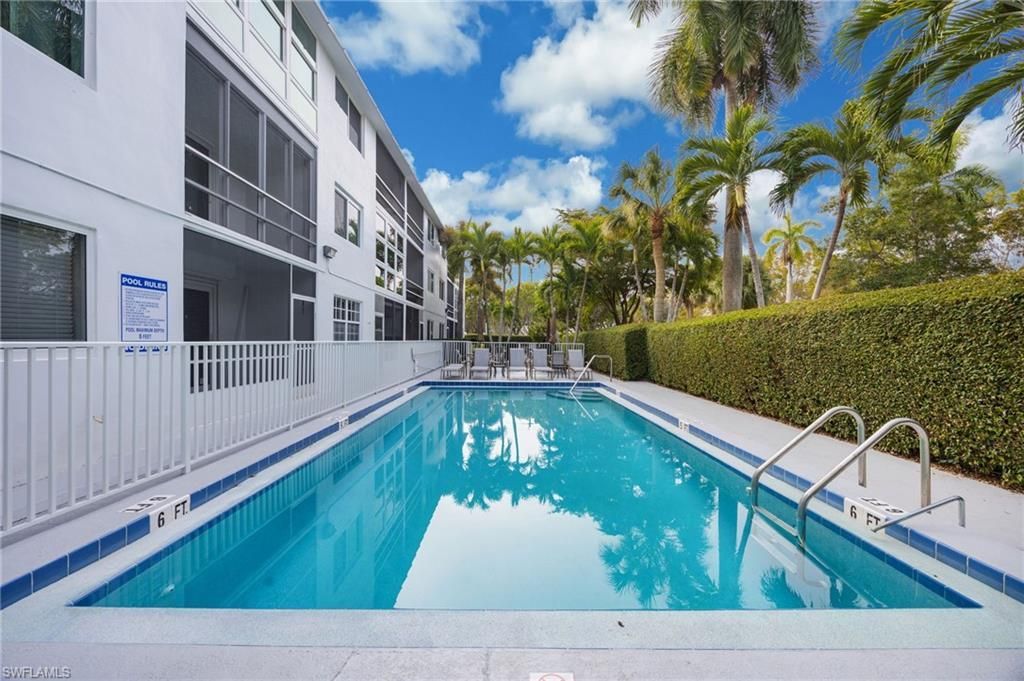 72 7th St S, Unit 206, Naples, FL 34102 Photo