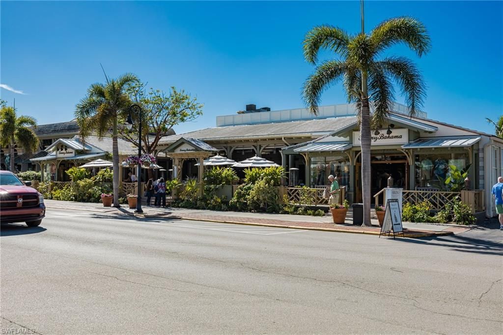 72 7th St S, Unit 206, Naples, FL 34102 Photo