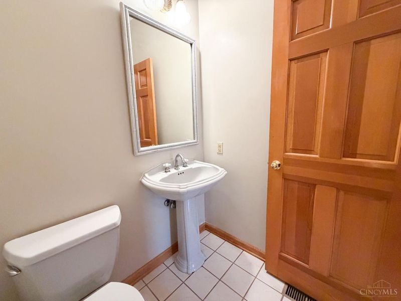 7995 Crestway Road, Clayton, OH 45315 Photo 19