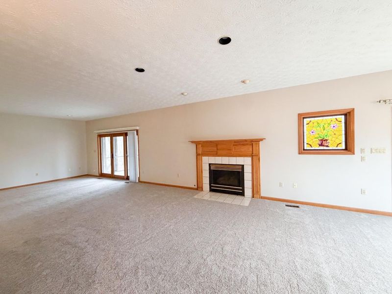 7995 Crestway Road, Clayton, OH 45315 Photo 8