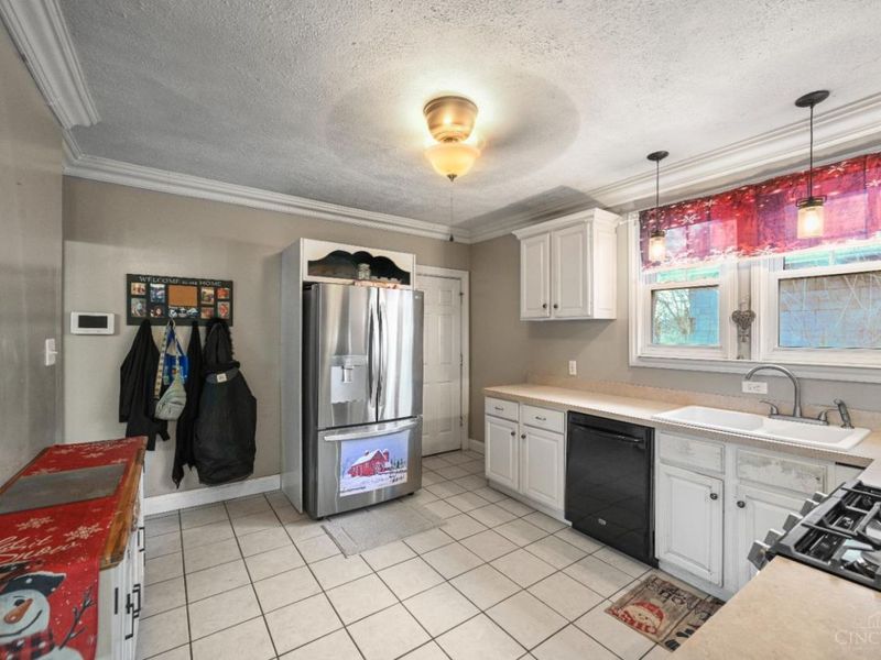 1481 St Clair Avenue, Mount Healthy, OH 45231 Photo 7