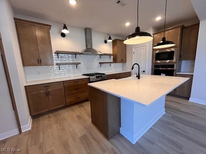 2164 Myla Way, Amherst, OH 44001 Photo 4