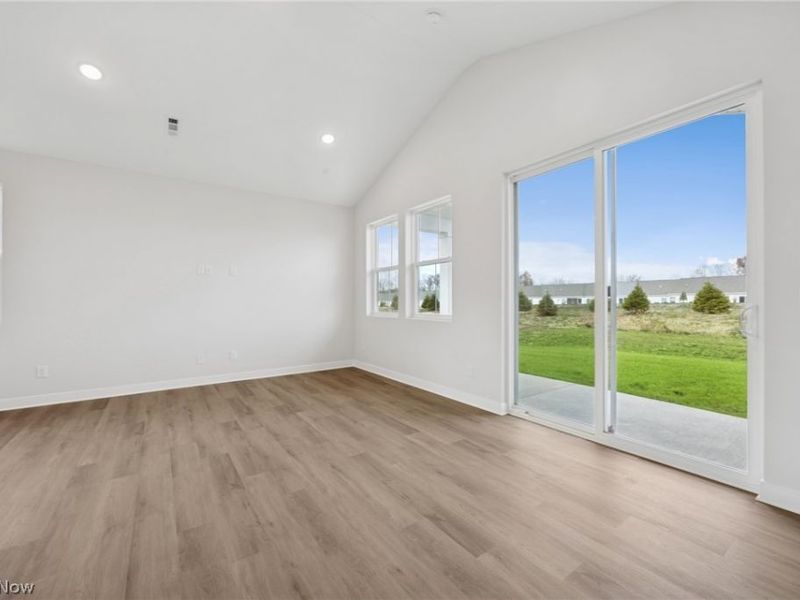 2164 Myla Way, Amherst, OH 44001 Photo 5