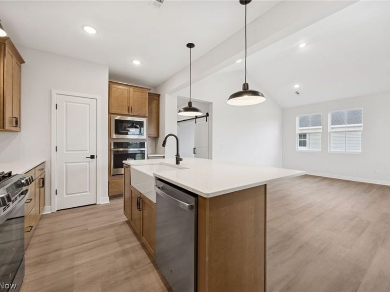 2164 Myla Way, Amherst, OH 44001 Photo 6