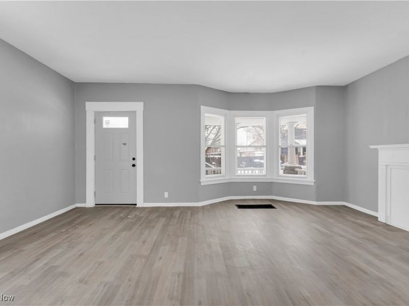 3174 W 94th Street, Cleveland, OH 44102 Photo 4