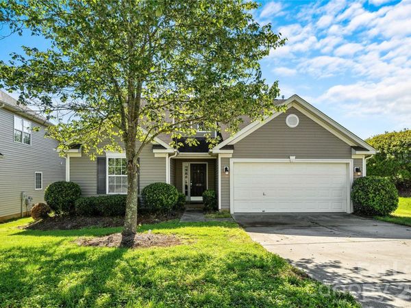 1459 Moss Creek Drive , Harrisburg, NC 28075