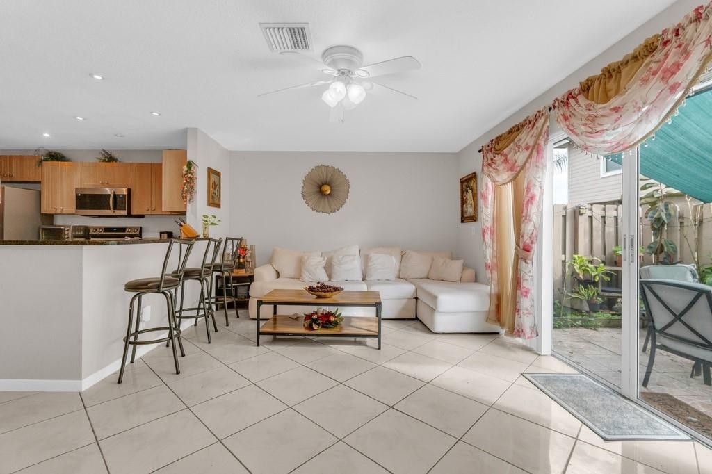 3611 NW 122nd Terrace, Unit 3611, Sunrise, FL 33323 Photo