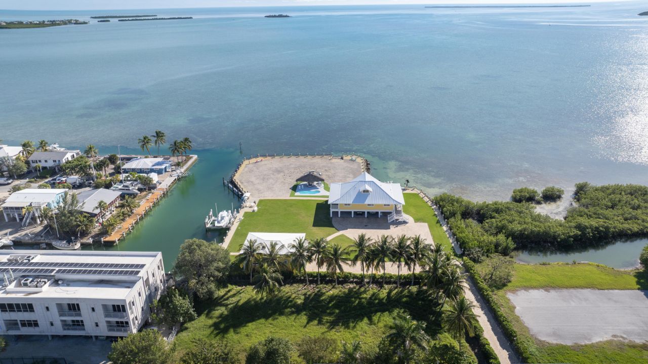 24200 Overseas Highway, Summerland Key, FL 33042 Photo