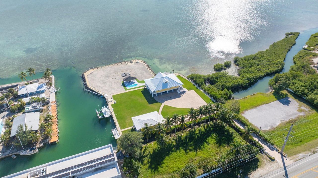 24200 Overseas Highway, Summerland Key, FL 33042 Photo