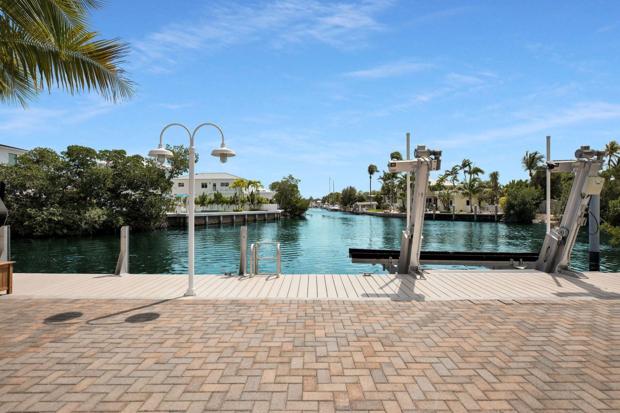 187 Plantation Avenue, Tavernier, FL 33070 Photo