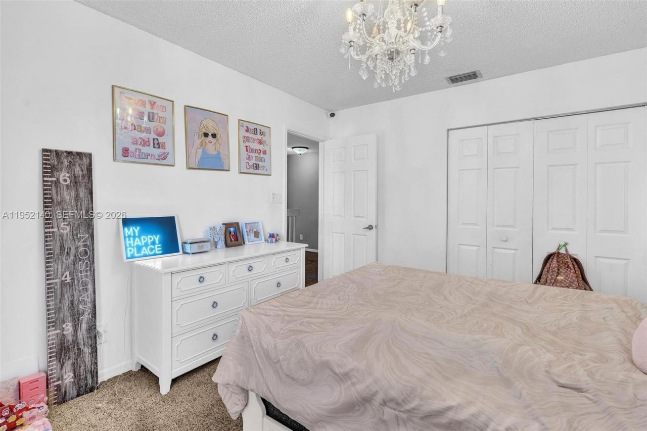 821 Somerset Ave, Davie, FL 33325 Photo