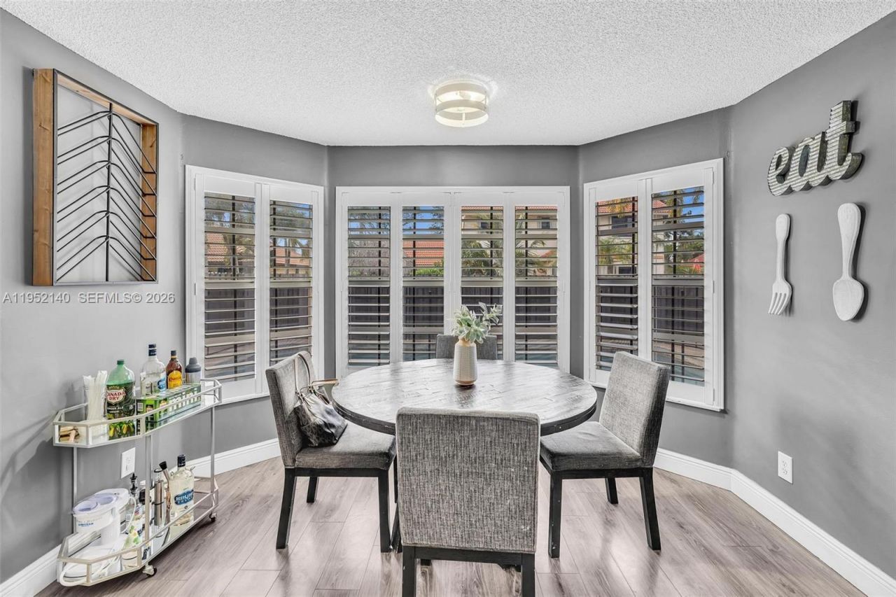 821 Somerset Ave, Davie, FL 33325 Photo