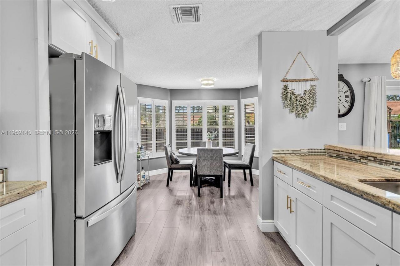 821 Somerset Ave, Davie, FL 33325 Photo