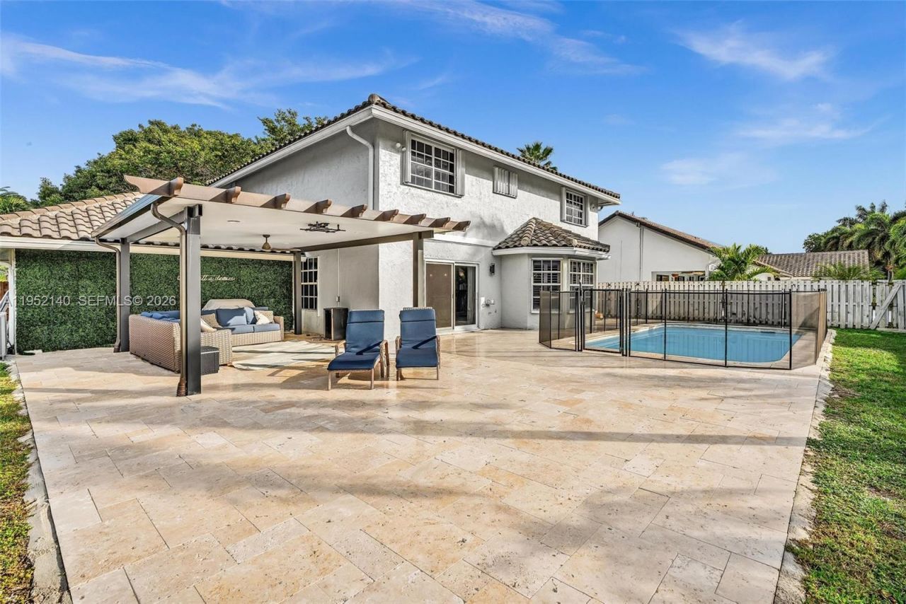 821 Somerset Ave, Davie, FL 33325 Photo