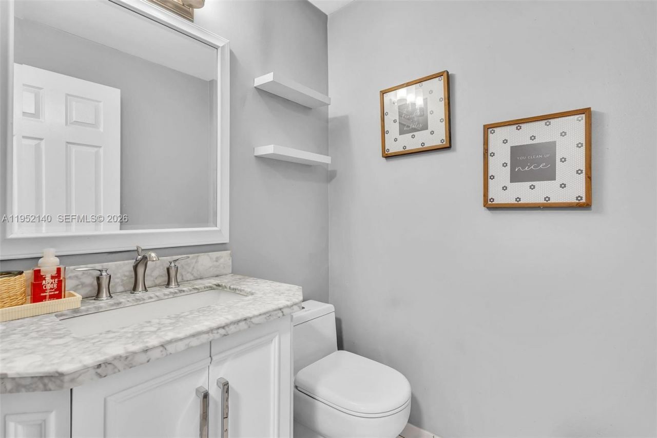 821 Somerset Ave, Davie, FL 33325 Photo