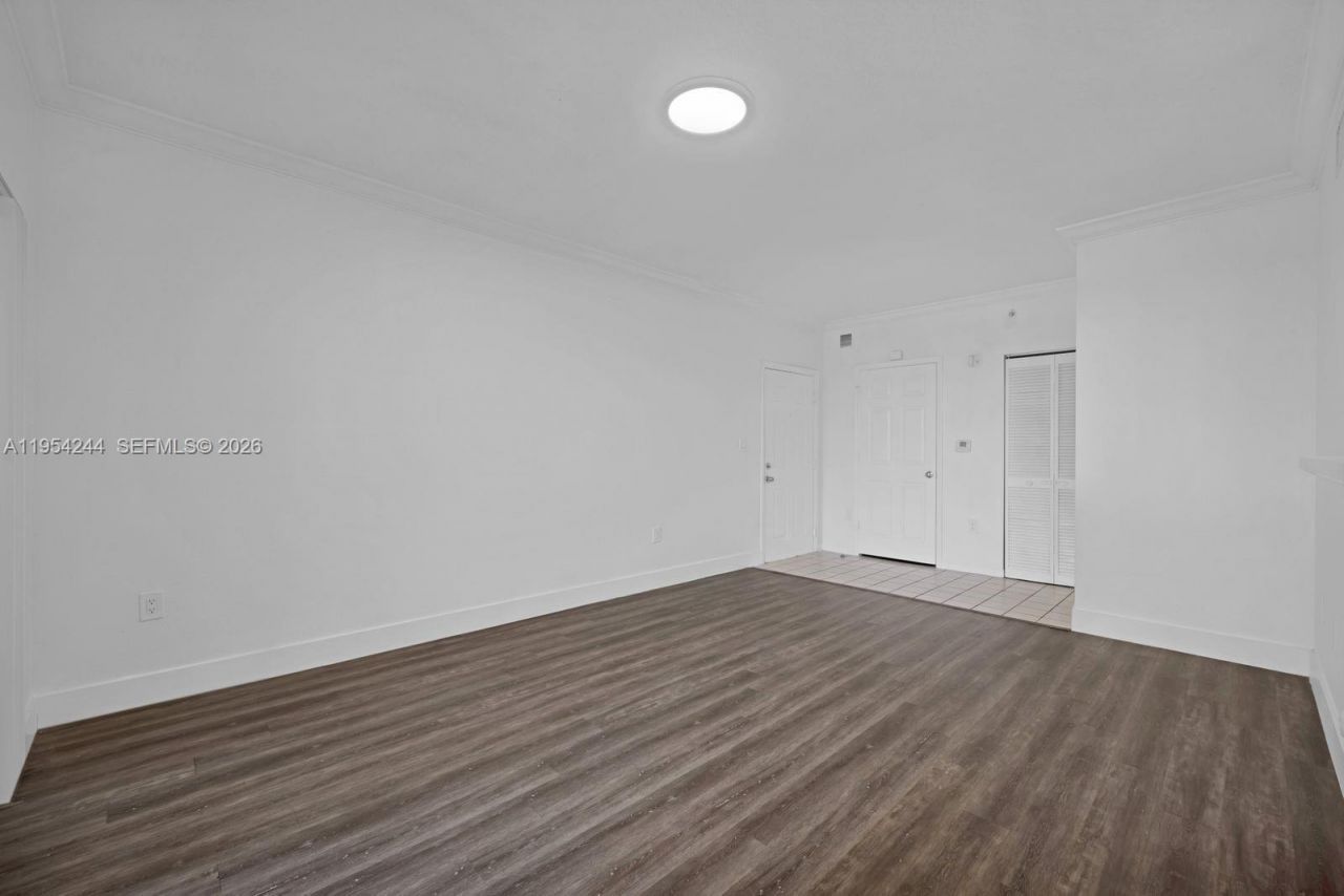 11650 SW 2nd St, Unit 16103, Pembroke Pines, FL 33025 Photo