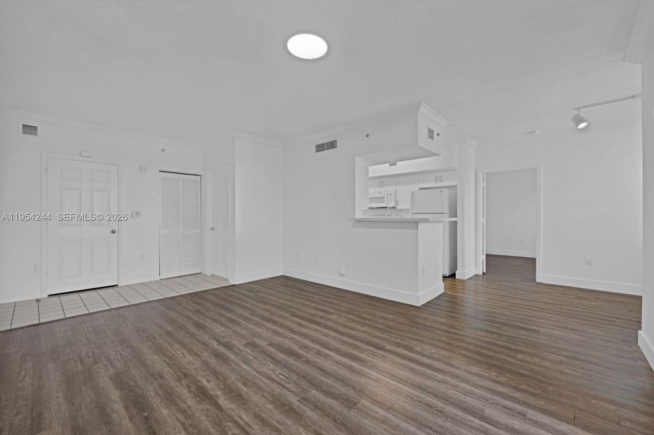 11650 SW 2nd St, Unit 16103, Pembroke Pines, FL 33025 Photo