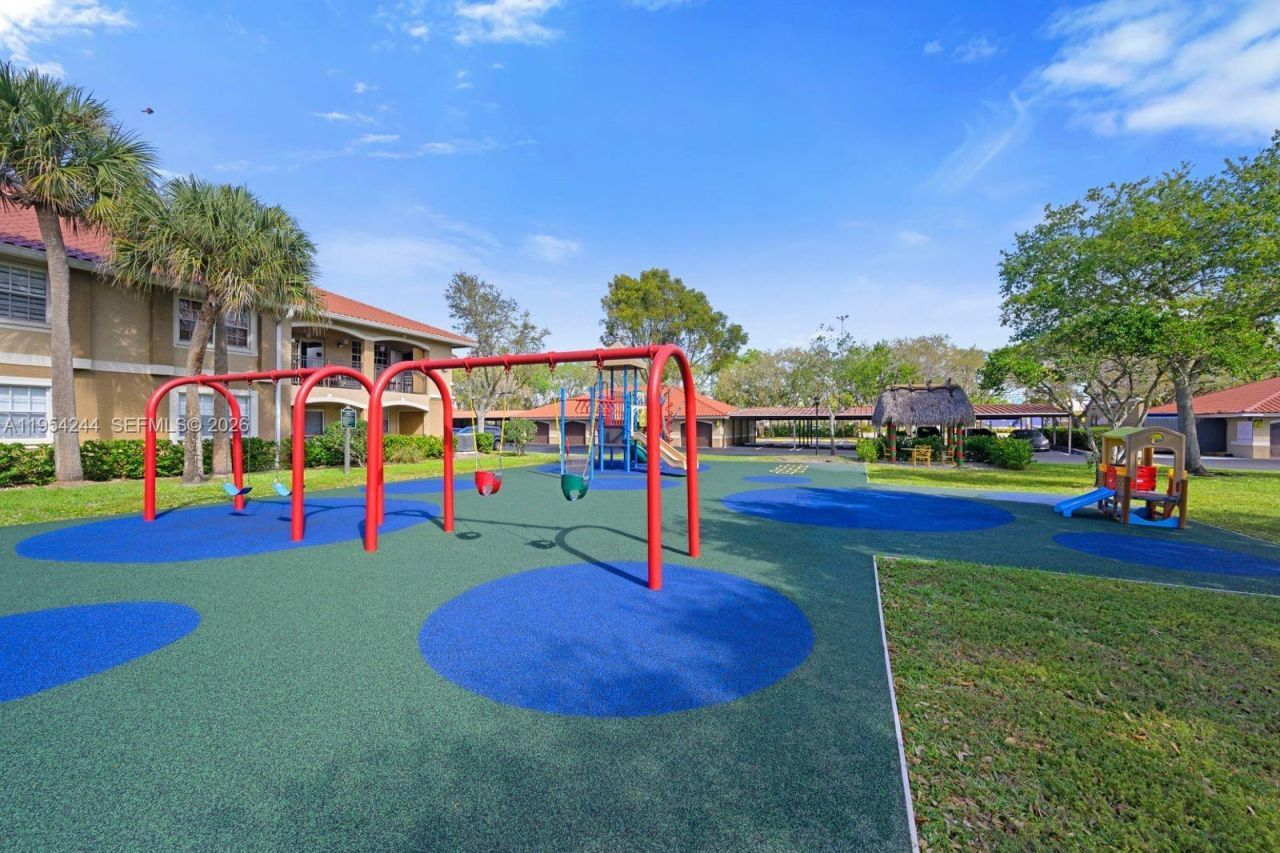 11650 SW 2nd St, Unit 16103, Pembroke Pines, FL 33025 Photo