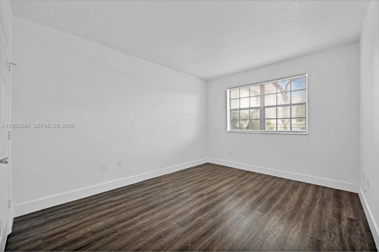 11650 SW 2nd St, Unit 16103, Pembroke Pines, FL 33025 Photo