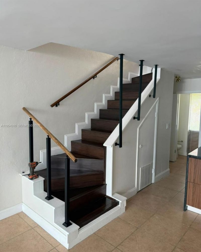 1531 SE 15th St, Unit 5, Fort Lauderdale, FL 33316 Photo